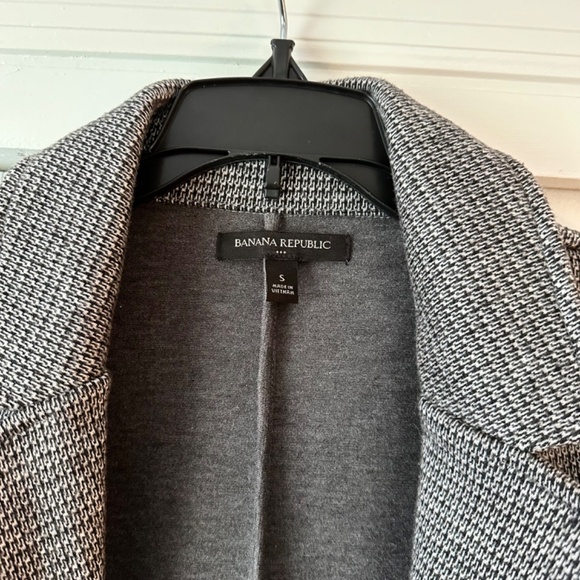 Banana Republic Mid-length Coat - Picture 3 of 6